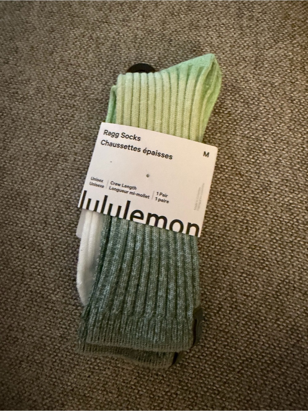 Lululemon NWT Ragg Socks Size Medium